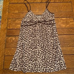 Gilligan & O’Malley • leopard print nightgown Sz M